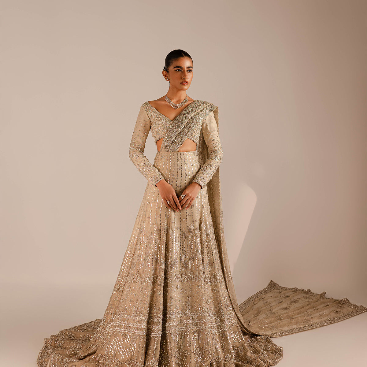 Gold Silver Bridal Lehenga Choli Bridal Dress | Zuria Dor Gold Silver Bridal Lehenga Choli Bridal Dress | Zuria Dor