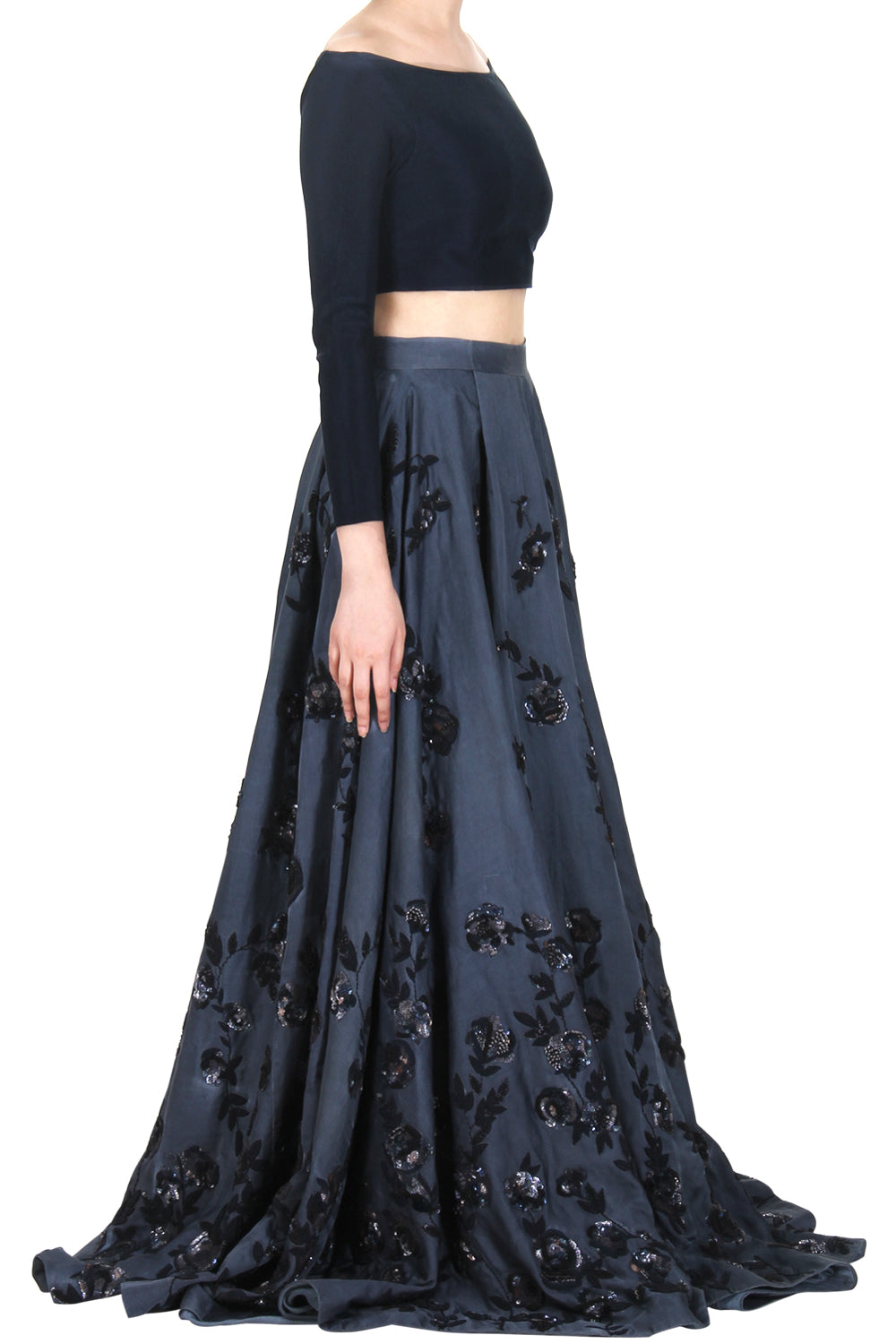 AYDA FORMAL LEHENGA